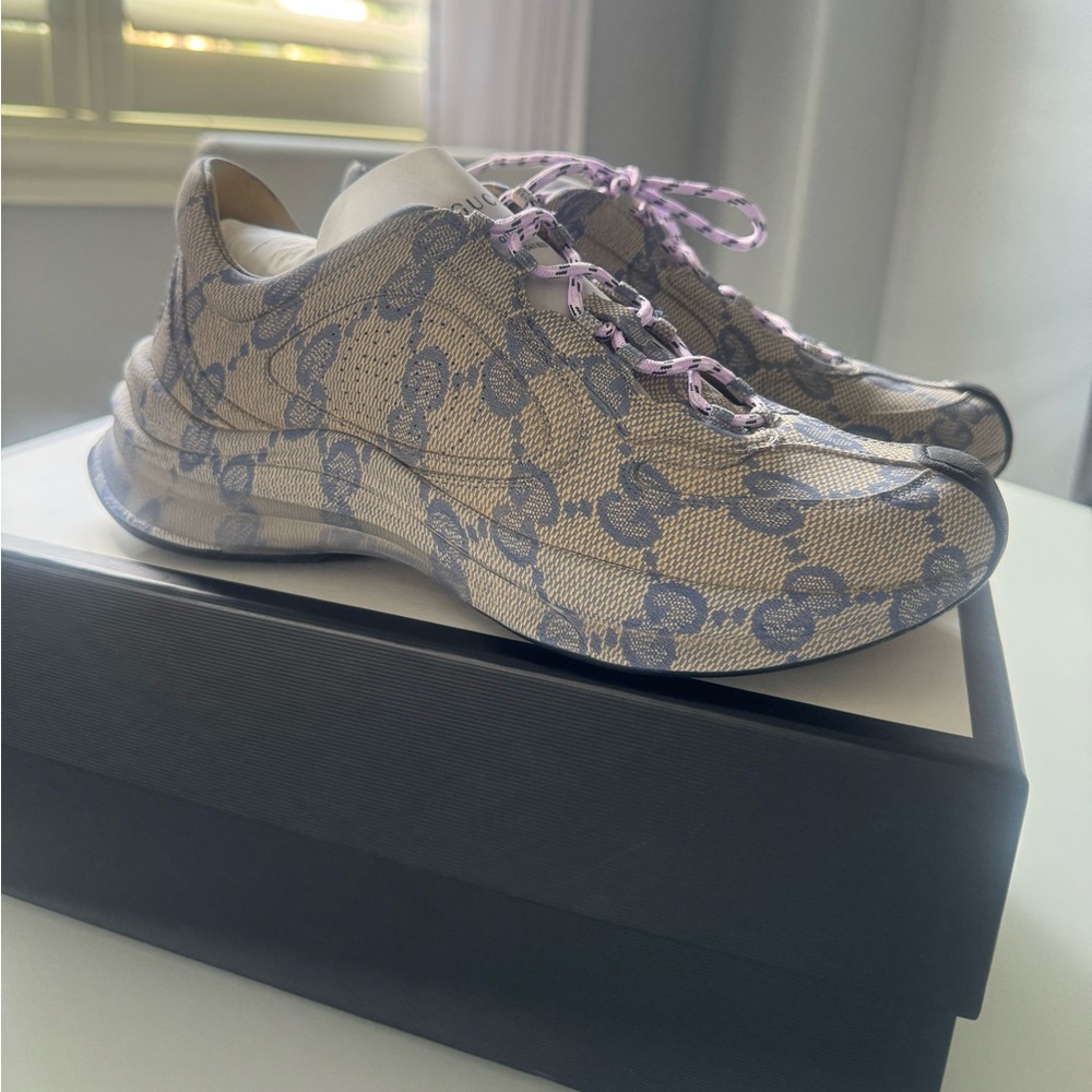Gucci Women's GG Run Sneaker